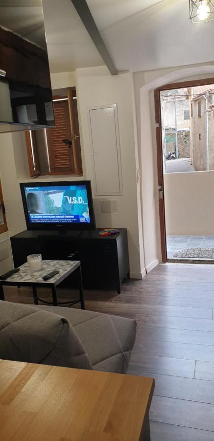 Charmant petit studio refait à neuf Calenzana Extérieur photo